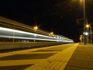Der Bahnhof Langwedel bei Nacht