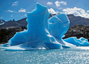 Eisberg auf dem Lago Argentino in Chile (Foto: Hans-Hermann Hulek)